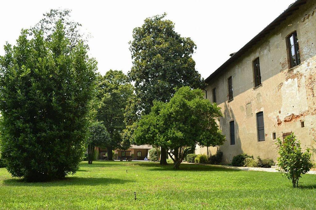 帕维亚卡尔特修道院Agriturismo Fiamberta住宿加早餐旅馆 外观 照片